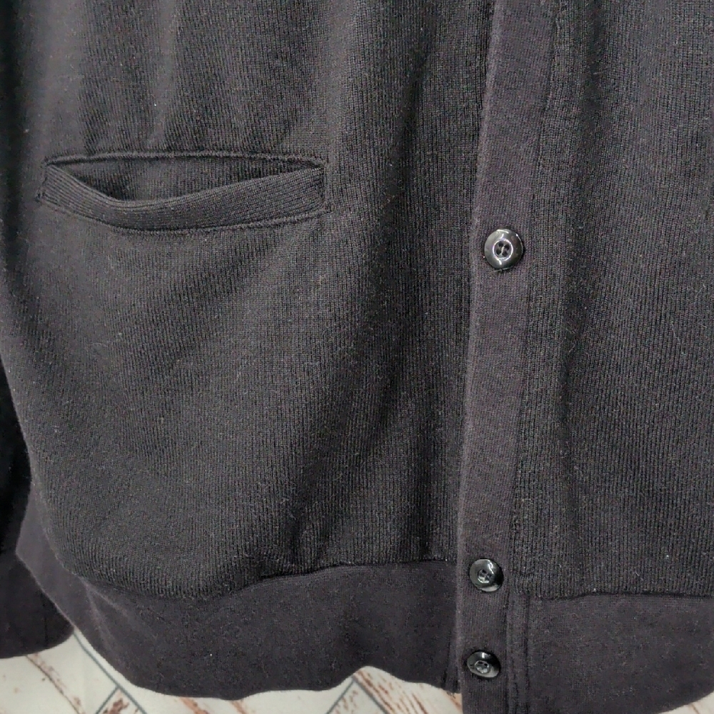 Chor Cardigan In Black - Picture 3 of 6